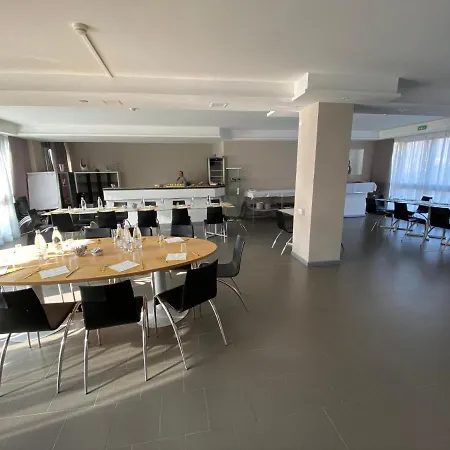 Ilga Hotel Ξενοδοχείο Collecchio