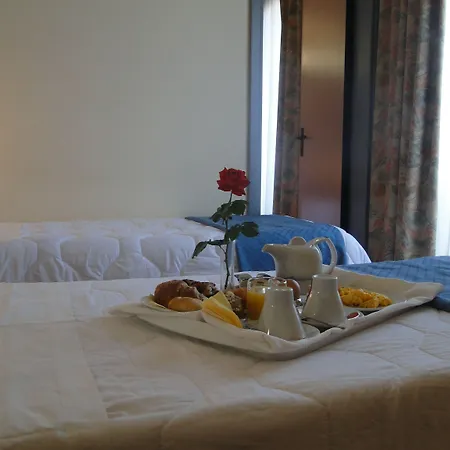 Ilga Hotel Ξενοδοχείο