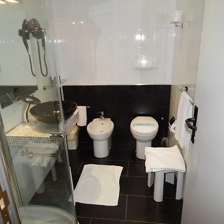 Ilga Hotel Ξενοδοχείο 3*