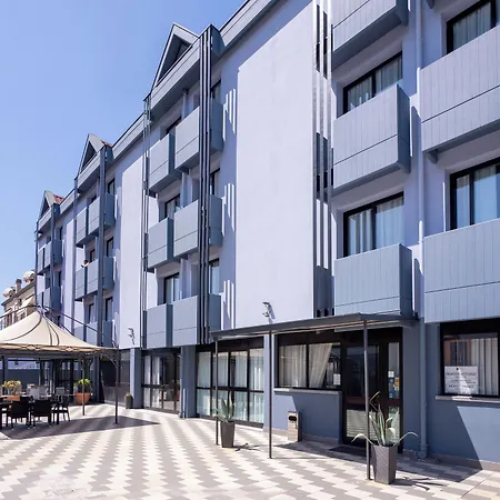 Ilga Hotel Ξενοδοχείο 3*