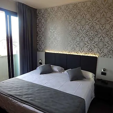 Ilga Hotel 3*